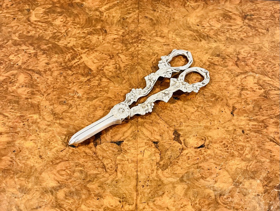 edwardian grape scissors